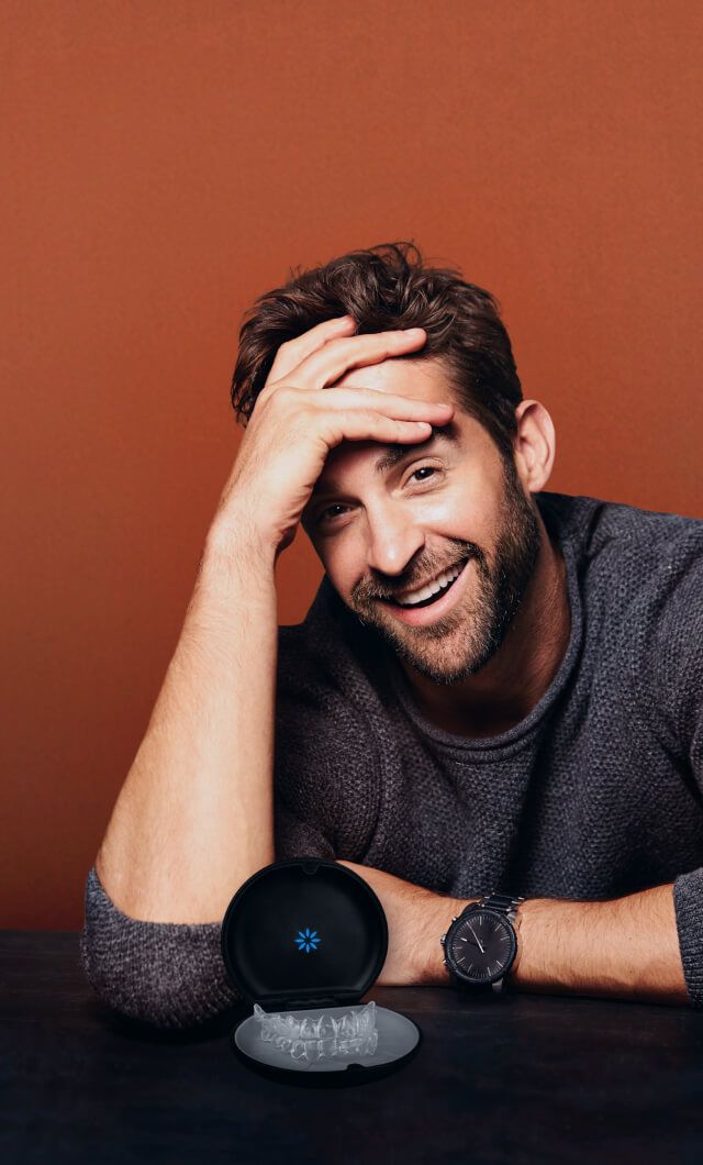 Invisalign – auch für Männer. Bei ADENTICS in Berlin.